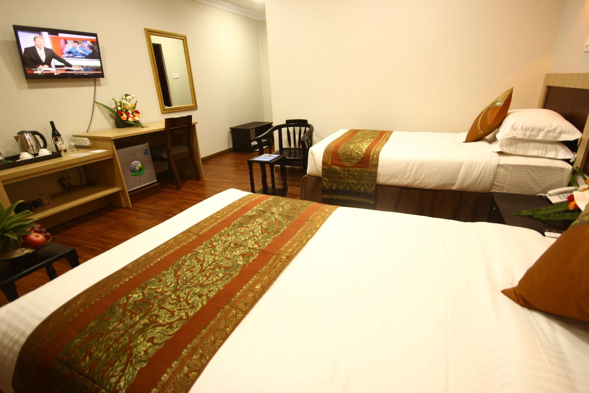Immana Grand Inle Hotel Няунг Шве Екстериор снимка