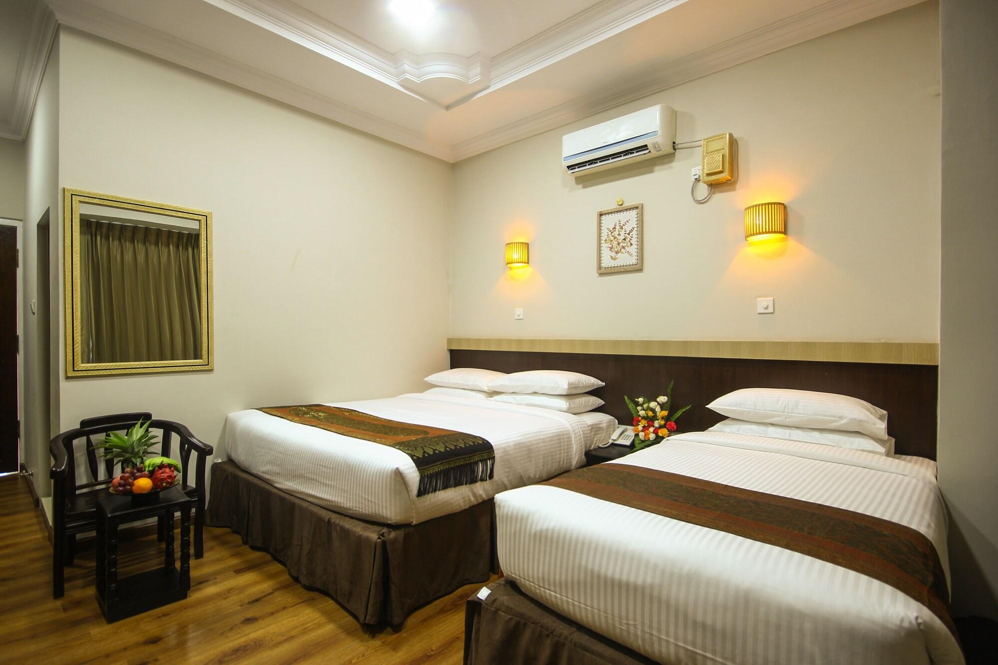 Immana Grand Inle Hotel Няунг Шве Екстериор снимка