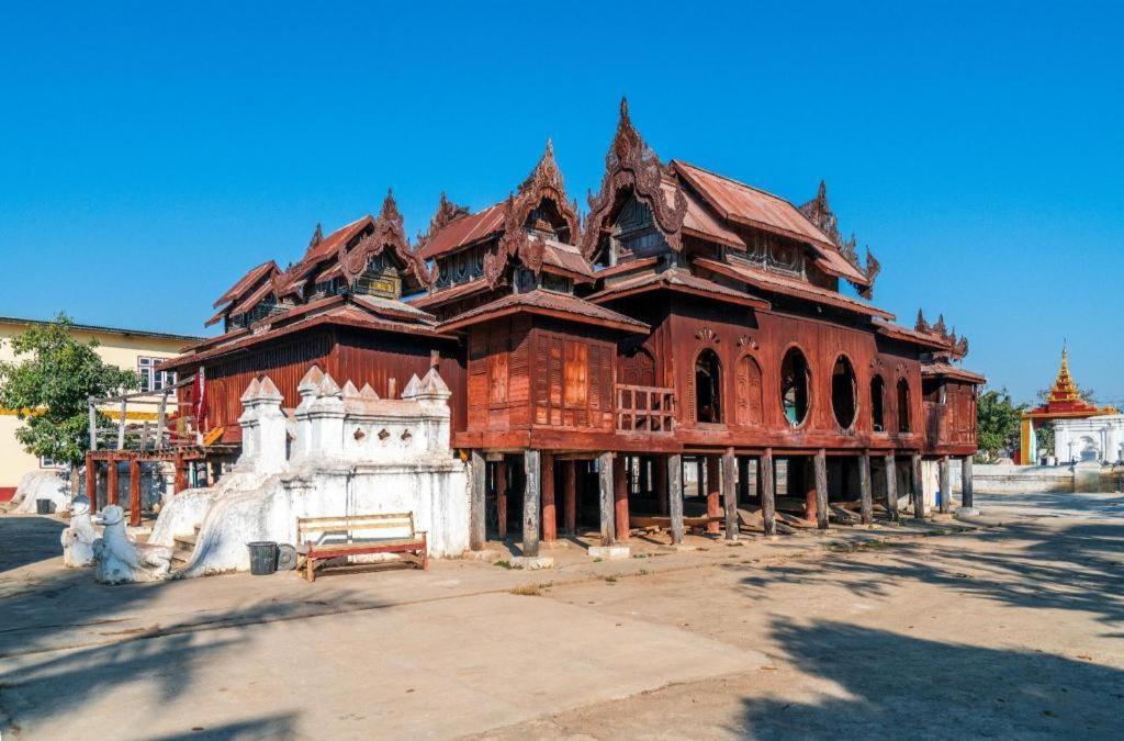 Immana Grand Inle Hotel Няунг Шве Екстериор снимка