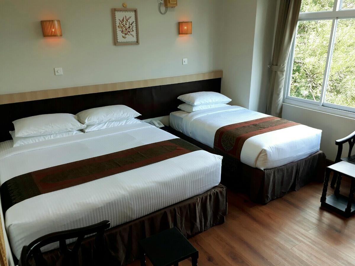 Immana Grand Inle Hotel Няунг Шве Екстериор снимка