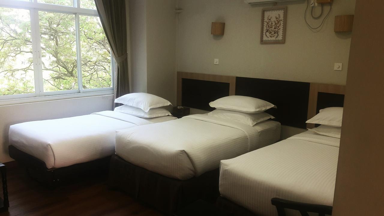 Immana Grand Inle Hotel Няунг Шве Екстериор снимка