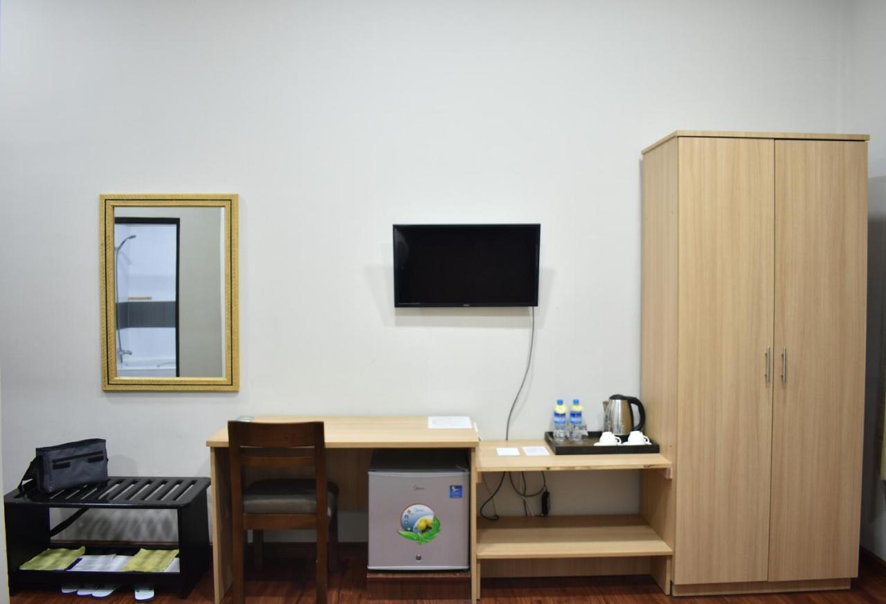 Immana Grand Inle Hotel Няунг Шве Екстериор снимка
